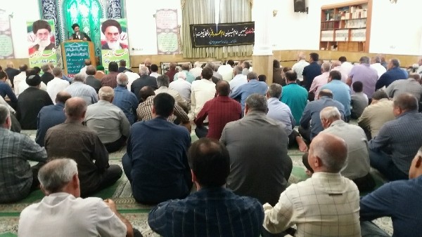 حاج آقا محمدی امام جمعه شهرستان عباس آباد:مواظب باشید یک نهروان دیگری فتنه نکنند.امروز می گویند برجام تصمیم نظام بود همه پذیرفتند همه باید تاوان بدهند اما ملت بیدار است این ملت می داند رهبری از اول مخالف برجام بود و حالا آن گروه اصلاح طلب و اصولگرایی که سالها در مسئولت بودند با دولتمردان یکی شدند دل به برجام دادند یعنی آنها مواضع رهبری را درباره برجام نفهمیدند حالا می خواهند این برجام را به کل نظام تسری بدهند که اراده نظام برجام بود و خواست حاکمیت بود بدون اجازه و خواست رهبری نمی شد اما کور خواندید ما برجام را از رهبری نمی دانیم و رهبری را مخالف برجام می دانیم