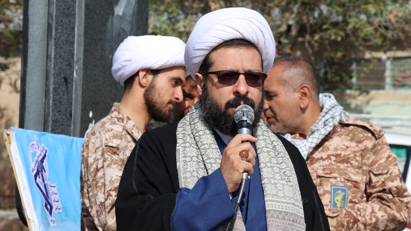 ملت اتحادونسجام ملی را حفظ کنندودولت برای حل مشکلات معیشتی ومهار تورم افسارگسیخته تلاش کند