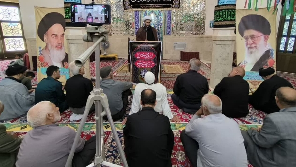 مسأله استکبار جهانی با امت اسلامی ،امروز دقیقا همان مسأله روز عاشوراست که یزیدیان آن روز می‌خواستند ناخدایی کشتی امت اسلام را بدست بگیرند و به جای ولایت الله مردم اسیر ولایت طاغ