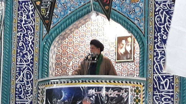 مقام معظم رهبری: بنده خودم اهل انتقادم و اهل مسامحه در برخورد با مشكلات و دستگاه‏هاى مسؤول نیستم