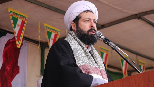خبرنگاران متعهد با دغدغه مندی و بدون چشم داشتی با عشق رسالت الهی را انجام می دهند