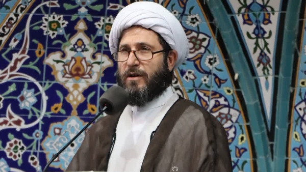 حجت الاسلام صفری خطیب موقت عالیشهر: تنها با روشن بینی و حفظ وحدت و سنجش همه جانبه تصمیمات است که می توان نقشه های شوم دشمن و مرتجعین داخلی برای فتح سنگرهای ذهنی را خنثی کرد