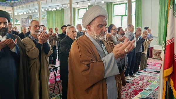 همانطوریکه أَلَا بِذِكْرِ اللَّهِ تَطْمَئِنُّ الْقُلُوبُ آرامشِ قلبهاست بیاناتِ نابِ قرآنی حکیمِ إنقلاب در تهدید و شکستن روحیۀ دشمن آرامش بخشِ قلوبِ ملتِ إیران أست.