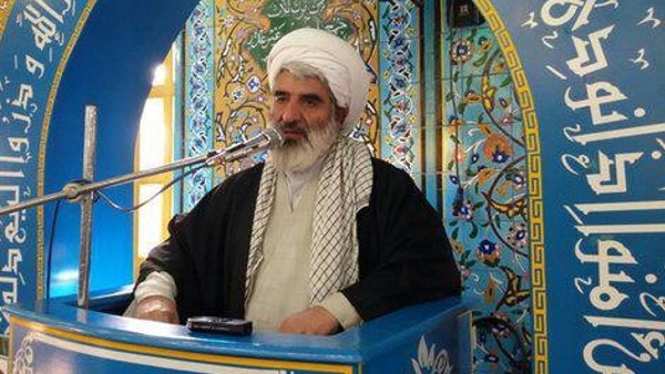 امام جمعه بادرود گفت: مردم از بی‌عدالتی‌ها و گرانی‌های سرسام آور ناراضی و گلایه مند هستند. دولتمردان در روزهای پایانی سال دلهای مردم را شاد نموده و خبرهای خوش اقتصادی  ومعیشتی برایشان داشته باشند