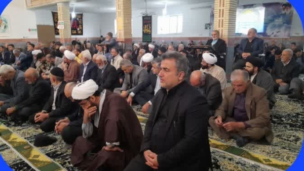 مسئولین در حجاب یا غافلند یا خائن