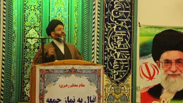 اینکه امروز رئیس دولت نقد امام زمان (عج) نقد پیغمبر را مطرح کردن برای چیست؟ اول اینکه می خواهد بار نقد به خودش را کم کند دوم اینکه باید این سخنان بحث برانگیز و شبهه برانگیز می خواهد ذهن ها را از مطالبات مردمی به سمت دیگر منحرف کند