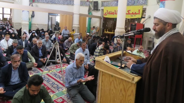 زینب کبری سلام الله علیها از چهار سالگی تا انتهای عمر پربرکتش بار هدایت تبیینی جامعه اسلامی را بعهده داشت و با روایت خطبه فدکیه مادرش تا خطبه ها و بیانات راهبردی اش در کوفه و شام مردم را نسبت به حق و حقیقت آگاه میکرد.