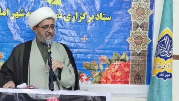 امام جمعه شهر امام حجت الاسلام والمسلمین فیض الاسلام گفت ؛از مسوولین برق شهرستان دزفول درخواست کرد نسبت به اختصاص ترانس برق برای مسکن ملي شهر صفی آباد اهتمام داشته باشند. نبود ترانس درآن منطقه باعث گلایه مردم شده است