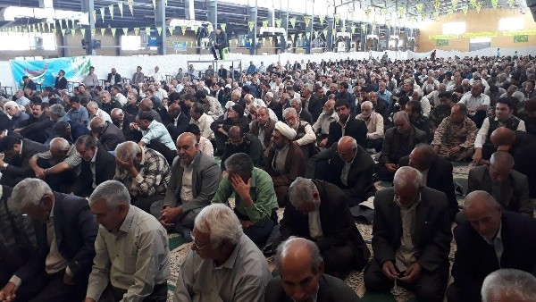 حجت الاسلام محی الدینی امام جمعه موقت رفسنجان گفت: دشمن می خواهد اعتقاد و باورهای جوانان را از جوانان ما بگیرد و الگوهای نامناسب را در جامعه ما ترویج کند.
