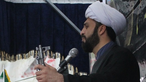 گفتمان مبارزه با فساد در سطح کشور نباید با آن برخورد سیاسی و جناحی کرد