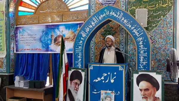 حجت الاسلام سعید رجبی امام جمعه موقت بادرود در خطبه های نماز جمعه این هفته بادرود از شرایط نامناسب و سوء مدیریت اوقاف بادرود و بلاتکلیفی هئیت امنای آستان مقدس انتقاد و از مسوولان سازمان اوقاف کشور خواست نسبت به سامان دادن به وضعیت هئیت امنای آستان مقدس آقا علی عباس (ع) جدیت به خرج دهند