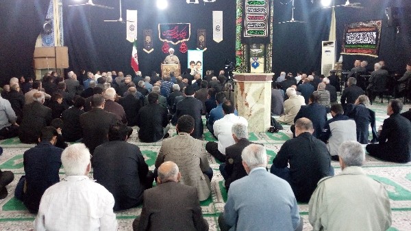 ترک کردن مردم سنگر برای من بسیار سخت است و امیدوارم مردم من را حلال کنند.