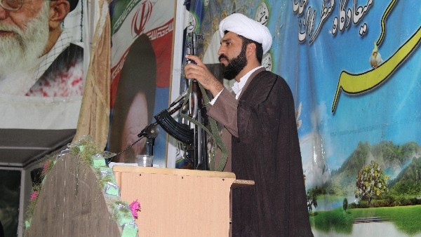 در سالی که گذشت پیروز میدان نظام مردم شریف ایران بودند اما مسئولین نمره خوبی نگرفتند