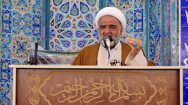 لفاظی های ترامپِ قمار باز مخصوصا موضع گیری گستاخانه او درباره فلسطین و إیران أصلا ارزش شنیدن ندارد.