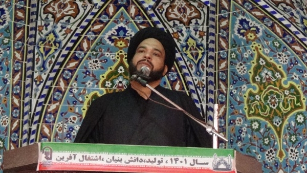 امام زمان (عج) حضرن زهرا (س) را بعنوان الگو برای خودشان معرفی کردند.
