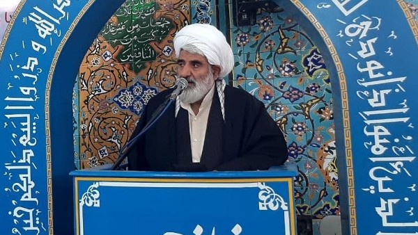 امام جمعه بادرود در خطبه‌های مجازی این هفته آیین عبادی سیاسی نمازجمعه گفت: بفرموده امام خمینی(ره) «روز قدس فقط روز فلسطین نیست، روز اسلام است. یک روز جهانی است؛ روزی نیست که فقط اختصاص به قدس داشته باشد».