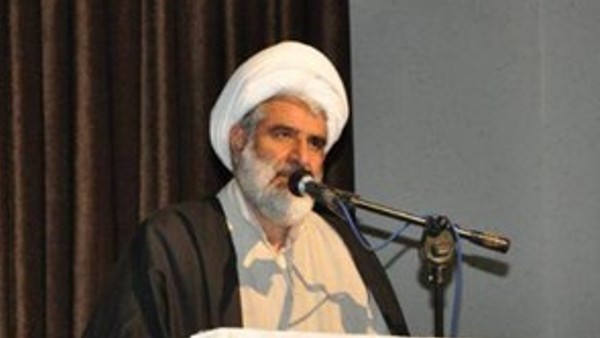 امام‌ جمعه بادرود گفت: برخی از افراد به خاطر ترس از دست دادن پست و مقام خود از جوان‌گرایی می‌ترسند.