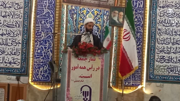 امام‌جمعه هویزه: دشمنی با سپاه نشانه ناتوانی جبهه استکبار است / وزارت اطلاعات پایگاه بزرگ جهاد در برابر نفوذ و فتنه‌هاست