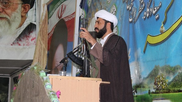 امسال مردم با شرکت در راهپیمایی 22 بهمن باعث شگفتی دشمن خواهند شد.
