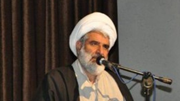 امام جمعه بادرود: جاده مرگ بادرود – کاشان بعد از چند سال هنوز معطل بودجه مانده است/ مردم همچنان منتظر مجازات تروریست های اقتصادی هستند