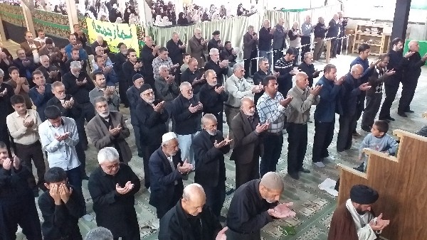 انقلاب ما مولود عاشورا است و راه و روش انقلاب و نظام ما همان راه و روش سیدالشهداست