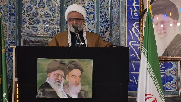 بزرگترین درس و میراثِ إمامِ شهید خامنه ای عزیز «مقاومت» أست و ملتِ بزرگِ إیران تا عُمقِ جان به إین میراث پایبندند.