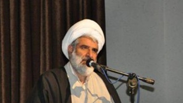 امام جمعه بادرود: لزوم رفع موانع جذب اعتبار ۱۰ میلیاردی هیئت دولت به آستان مقدس امامزاده آقاعلی عباس (ع)/ فرماندهی دولت در جنگ اقتصادی باید متناسب با شرایط جنگ باشد