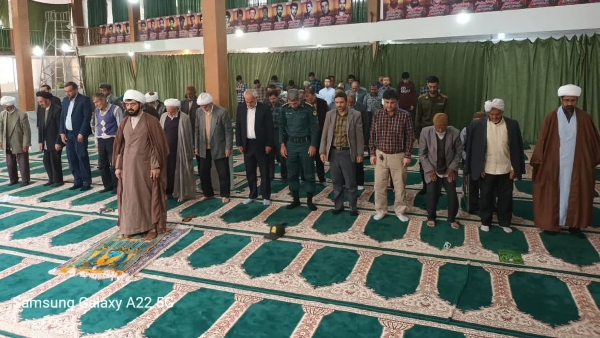 نمازجمعه سنتی است از پیامبر اسلام، بشارتی است برای مؤمنان و توبیخی است برای منافقان.