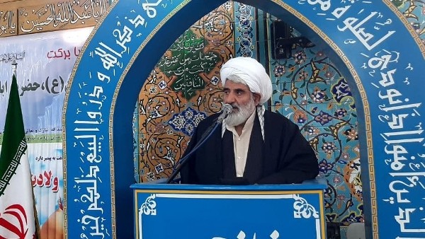 قاسمی امام جمعه شهربادرود:حاج آقا قاسمی گفتند در ایام سالگرد ارتحال حضرت امام و قیام پانزدهم خرداد ماه قرار داریم ضمن عرض تسلیت این ایام که مصادف شده است با ایام شهادت ششمین اختر تابناک آسمان ولایت و امامت آقا امام جعفر بن محمد صادق علیه السلام ایشان گفتند که انقلاب اسلامی ما که به حمدالله امروز مبدأ تحولات عظیمی در جهان شده است و اسلام را به عنوان قدرت بزرگ در جهان مطرح نموده است
