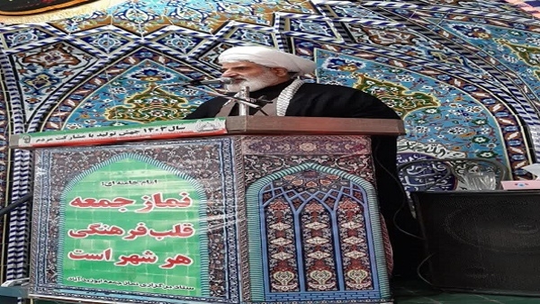 طمع انسان را به بدبختی ها می کشاند.