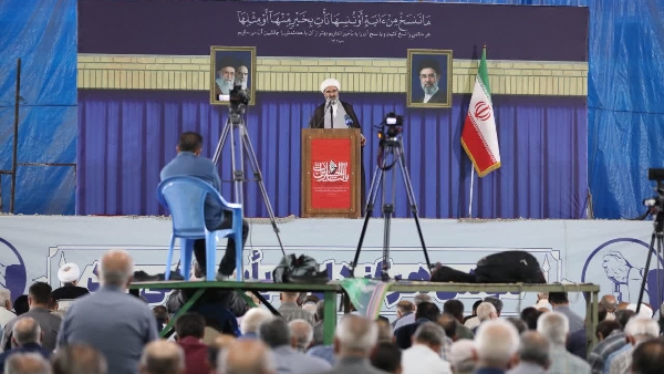 افرادی که از رفراندوم حرف می‌زنند، گویا با اولیات دین آشنایی ندارند! / باب‌المندب و یمن را خدا آزاد کرد