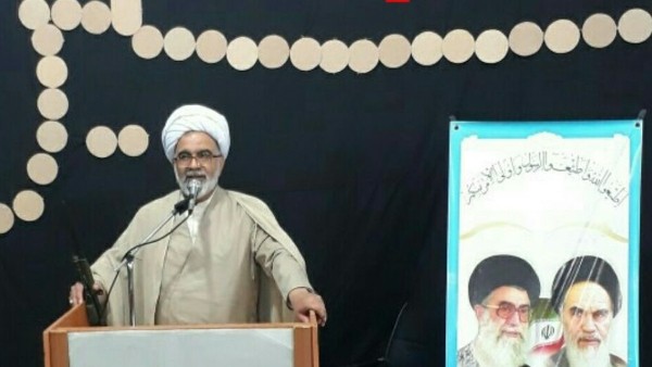 آغاز محرم با اوج جنگ روانی استکبار جهانی همراه بود که قصد ایجاد نگرانی و ناامیدی در جامعه داشت اما این ماه مانند سیلابی خار و خاشاک آب را کنار زد