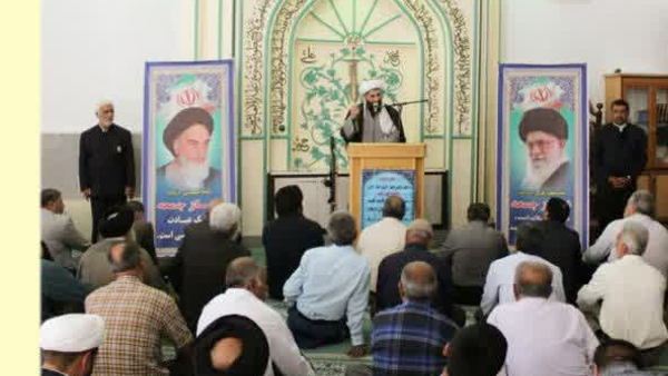 شخصیت امام راحل عظیم الشان،روح و اساس انقلاب اسلامی است.امام به تک تک مردم کشورمان عظمت داد و به آحاد جامعه اسلامی در سطح جهان عزت داد