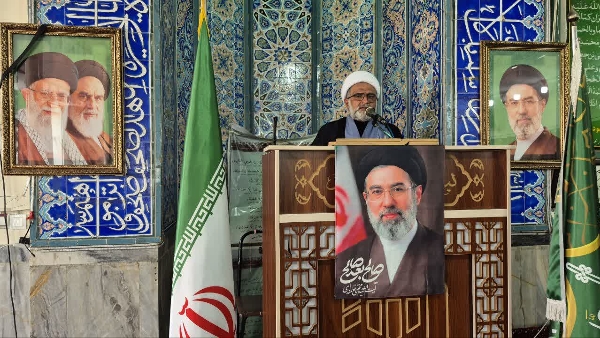 إنتظارِ فرج، انتظاری از جنسِ تلاش و مجاهدتِ بی‌ وقفه است.