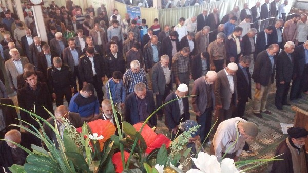 قطعا ضرورت مهمه ای در کار است که رهبر عزیزمان در این سالها کرارا سخن از مباحث اقتصادی به میان آورده است