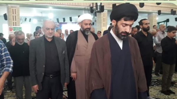 مدیر انقلابی میز مسئولیت را محل خدمت می‌داند