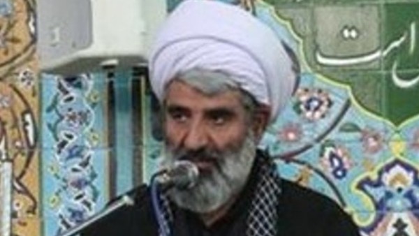 امام جمعه بادرود سپاه بازوی قدرتمند در مقابله با تکفیری های سازمان یافته تحت حمایت آمریکا است