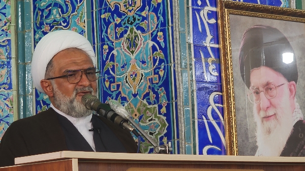 محرم و صفر مخصوصاً پیاده روی أربعین پایه های نظامِ إستکبار و سلطه جهانی را به لرزه در میآورد.