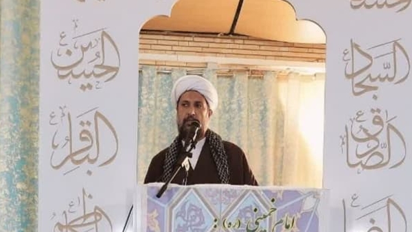 امام جمعه ارزوئیه ؛ تربیت نسل منتظر رسالت اصلی معلمین است