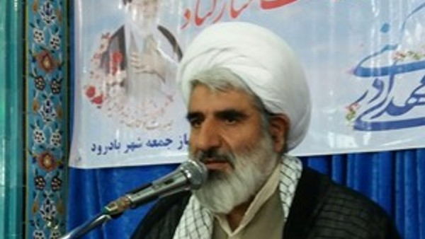 امام‌جمعه بادرود مطرح کرد ضرورت اهتمام تولیدکنندگان محصولات داخلی به ارتقا کیفیت کالا