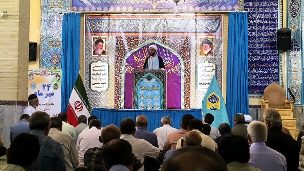 مسجدهم مکان عبادت وهم مکان تربیت است مثل خانه ومدرسه.