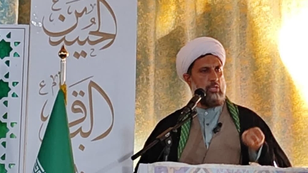 امام جمعه ارزوئیه: انقلاب اسلامی دستاوردهای متعددی داشته است