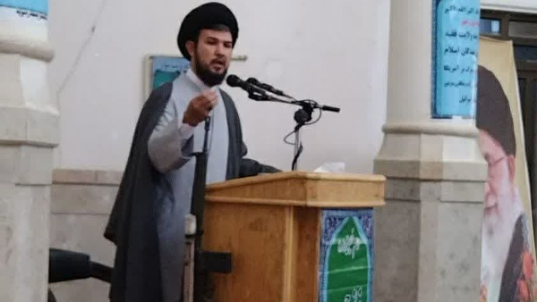 اگر کسی شبهه‌ای دارد اگر کسی گره فکری داره ما موظفیم گره فکریشو باز بکنیم جواب سوالش رو بدیم موظفیم که با بهترین حالت با او برخورد بکنیم