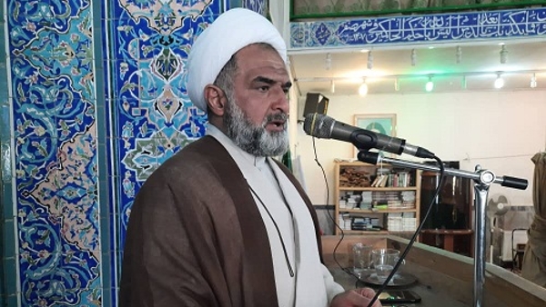 عده ‌ای آگاهانه و یا نا آگاهانه با حرفهای خام و صحبتهای نسنجیده معروف گستری و منکر ستیزی را زیر سوال برده و موجب إرائه چهره زشت و نا زیبا از جامعه شده ‌اند در حالی که فریضه أمر به معروف و نهی از منکر باید در جامعه نهادینه شود. هیچکس با صنعت گردشگری و تولید ثروت مخالف نیست أما بی إحترامی به أحکام و باورهای دینی نیز مورد قبول امت حزب ‌الله نیست
