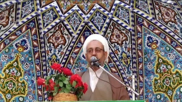 امام جواد (ع) : ملاقات با برادران دینی ،هرچند کوتاه، موجب شکفتن و باروری عقل میشود.