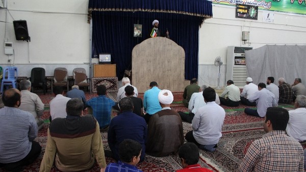 همگان باید خود را مهیای ماه محرم کنند