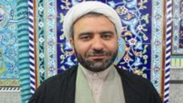 امام جمعه موقت بادرود: مردم مواظب باشند تا در بازی رسانه ای دشمنان فریب نخورند/ ضرورت استفاده از ظرفیت امامزاده آقا علی عباس (ع) برای ایجاد اشتغال
