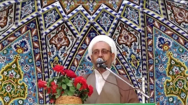 حضرت علی (ع) میفرماید : شرم و حیای زیاد یک انسان علامت ایمان او هست.