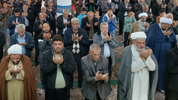 ائمه اطهار و وحضرت زهرا(سلام الله علیها)  به طور خاص حبل المتین الهی  هستند