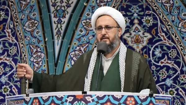 حجت الاسلام پاک نژاد خطیب موقت شهر عالیشهر:با وحدت و اتحاد مقدس میان امت اسلام هست که دشمنان ضربه خواهند خورد و منکوب خواهند شد